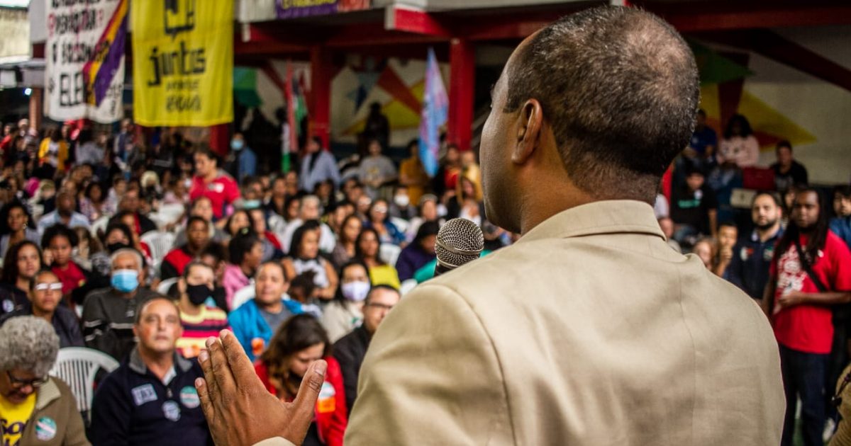 Lançamento da pré-candidatura do Prof. Josemar para deputado estadual reuniu cerca de mil pessoas em São Gonçalo
