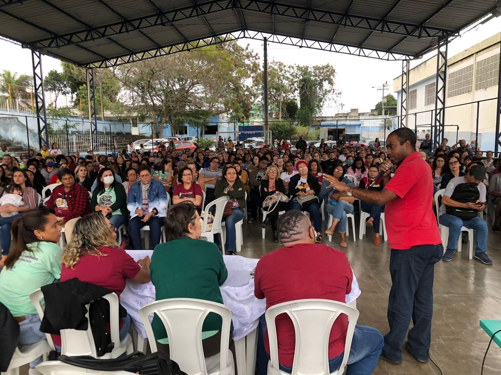 Prof. Josemar participa de assembleia da educação em São Gonçalo