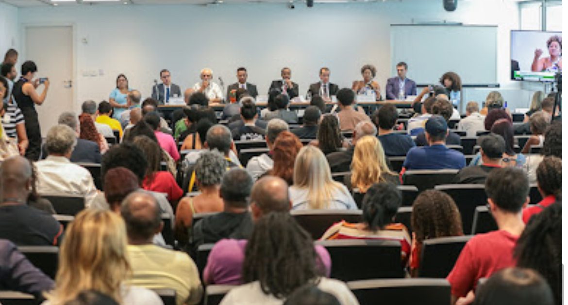 Em Audiência Pública na Alerj, Deputado Prof. Josemar defende redução da tarifa do MetrôRio e transparência em dados que definem valores