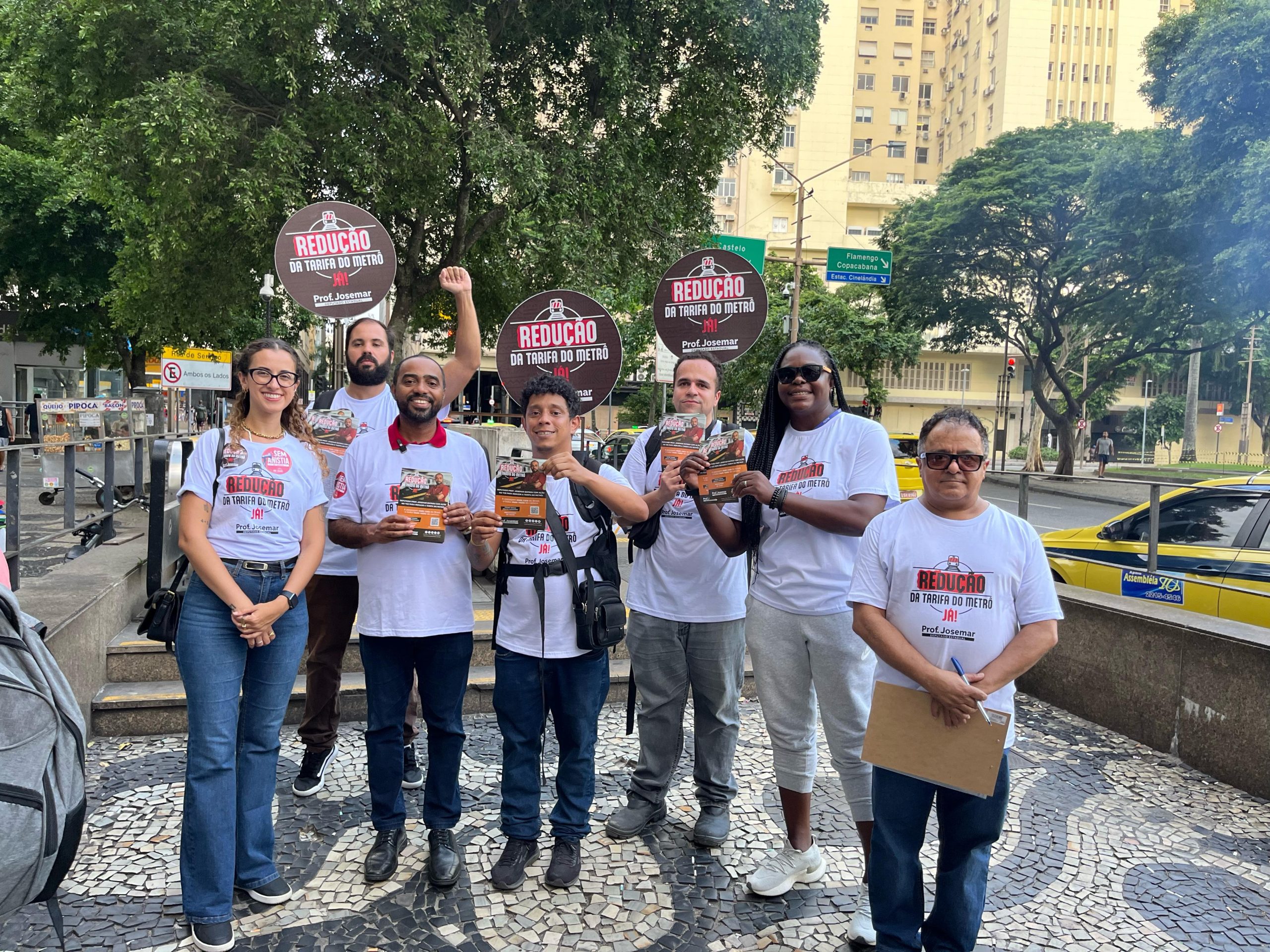 Mobilização pela redução da passagem do Metrô Rio toma conta da cidade.