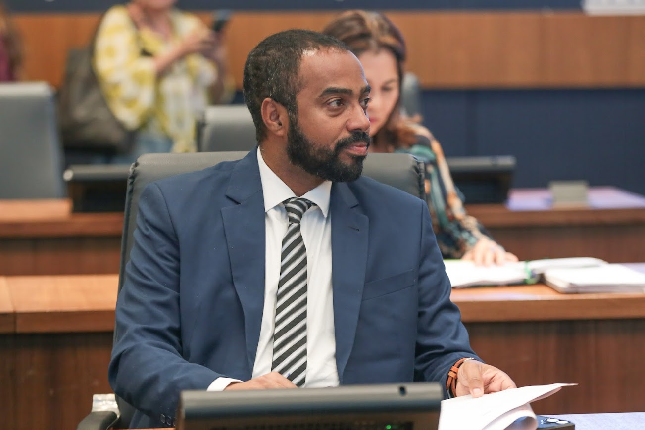 Prof.Josemar (PSOL) pede na Alerj convocação de Whashington Reis para explicar preço abusivo das passagens do Metrô Rio