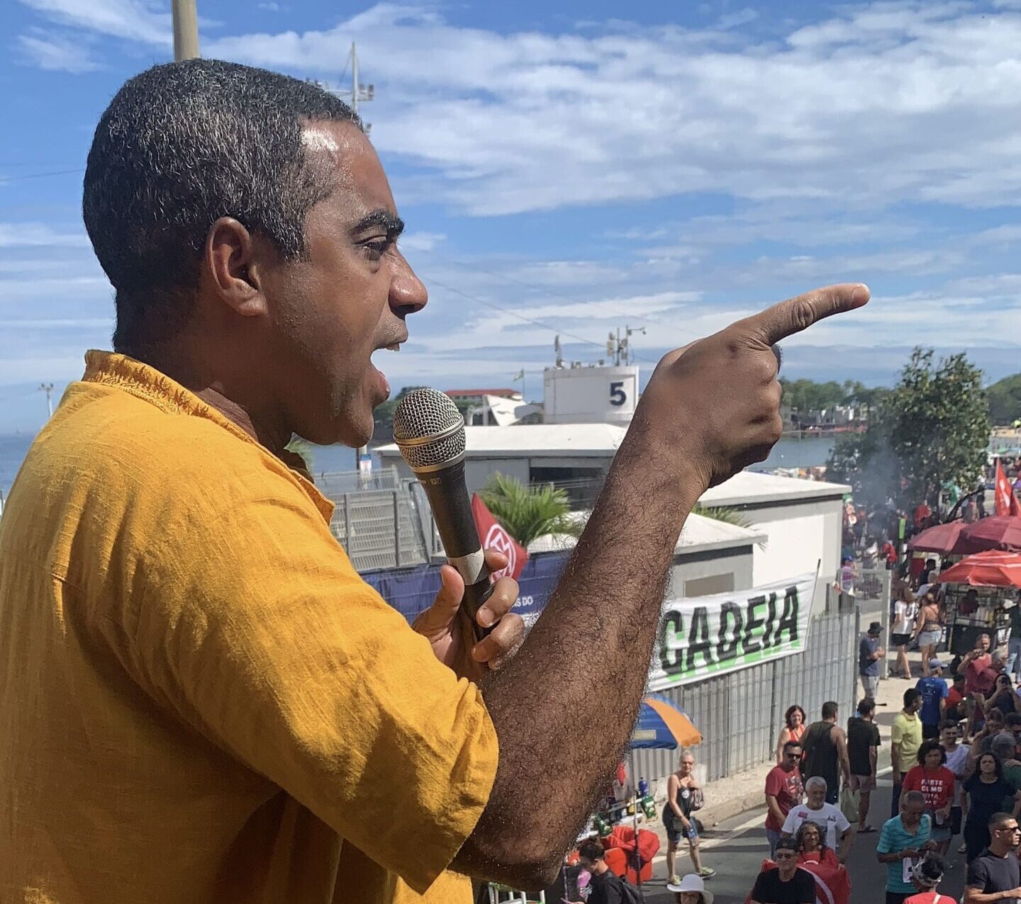 Prof. Josemar participa de ato histórico em Copacabana contra a anistia a golpistas