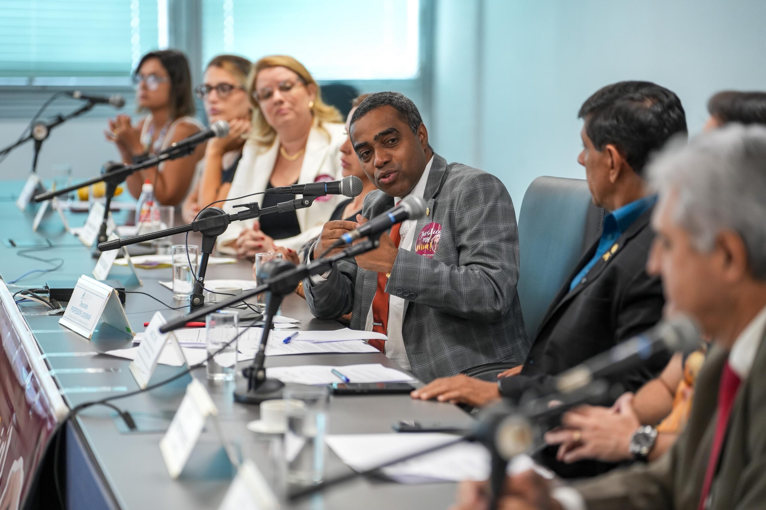 Mandato realiza Audiência Pública da Lei Mia e avança no debate sobre proteção animal no Rio de Janeiro